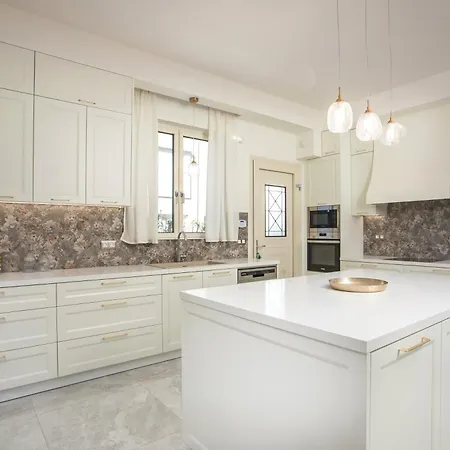 Aeon Rhodes - New With Private Pool וילה *