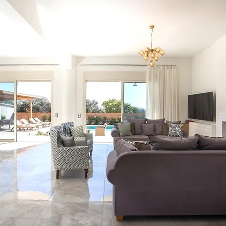 Aeon Rhodes - New With Private Pool עיר רודוס