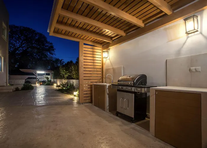 Вилла Aeon Rhodes - New With Private Pool *