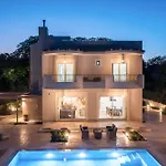 Vilă Aeon Rhodes - New With Private Pool *